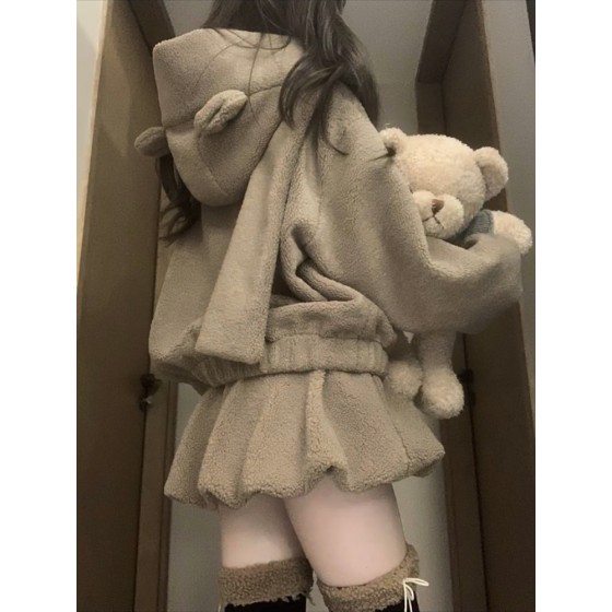 Women's 2025 New Winter College Style Thick Bear Jacket and High-Waisted Tulip Shorts Two-Piece Set