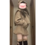 Women's 2025 New Winter College Style Thick Bear Jacket and High-Waisted Tulip Shorts Two-Piece Set