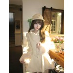 Sweet and elegant dress for women, perfect for autumn and winter. A sophisticated princess-style dress with a cinched waist and woolen coat.